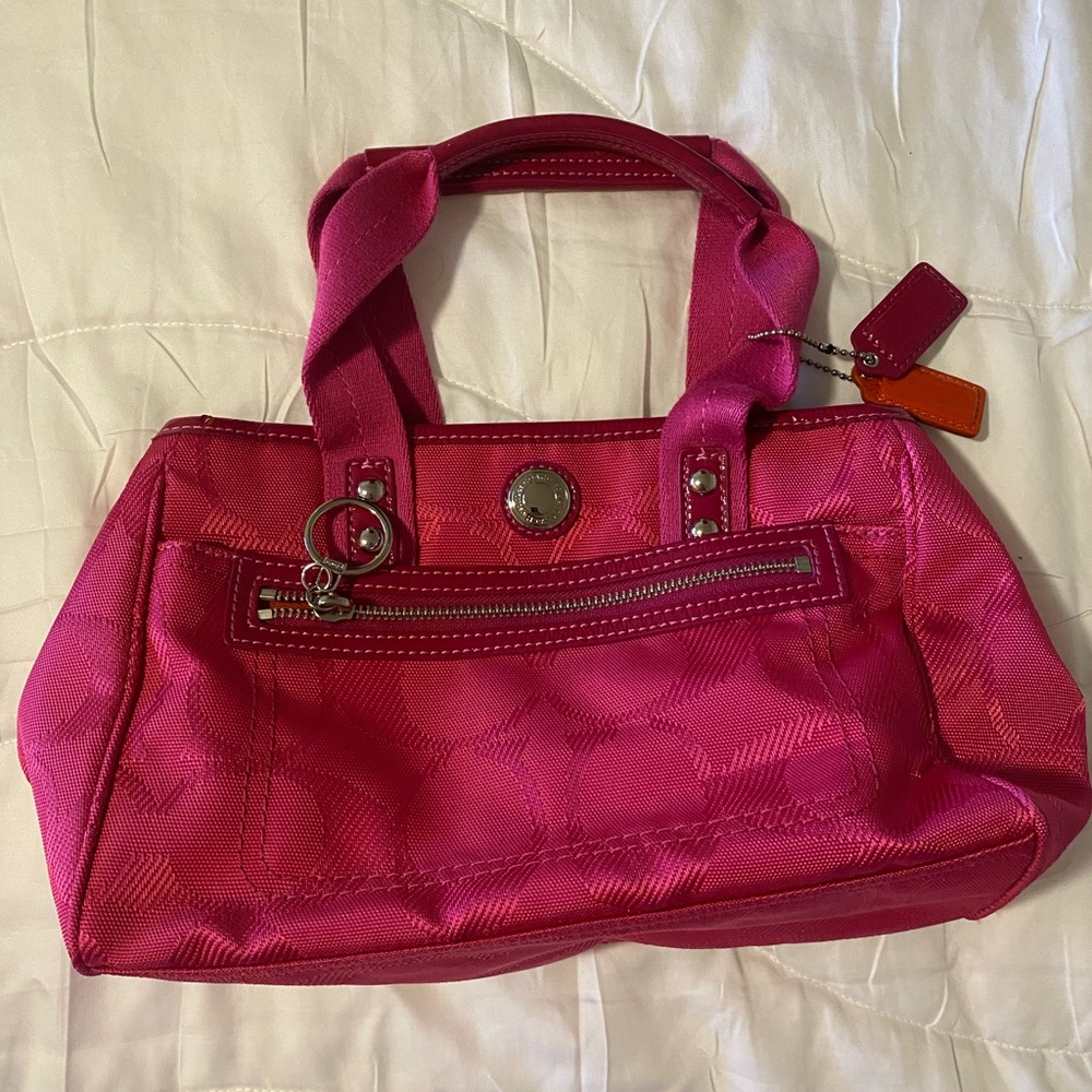 COACH HANDBAG